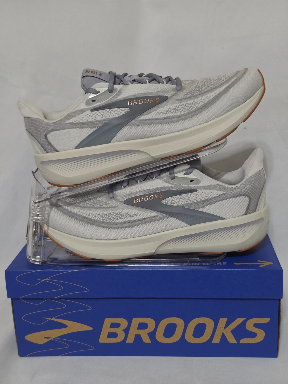 BROOKS Revel 9 Gray/Brown Athletic Running Shoes US Men's Size 12.5 (NWOT)